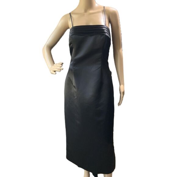 NWT Laundry By Shelli Segal Black Pleated Spaghetti Strap Evening Gown Size 12 - Picture 1 of 16